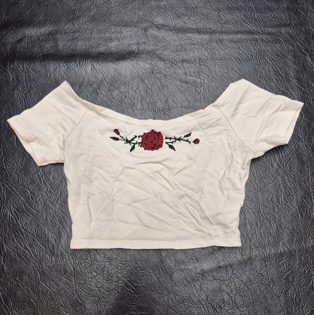 UNIF Off The Shoulder Crop Top